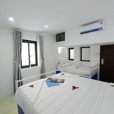 Pillow Backpacker Hostel (Adults Only) Hanoi Exterior photo